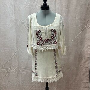 Free People Dress with embroidery and lace Details